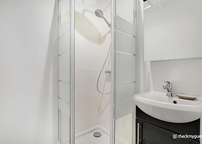 Amazing Apartment - Near Convention