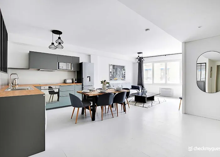 Amazing Apartment - Near Convention Daire