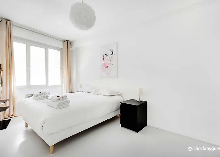 Daire Amazing Apartment - Near Convention